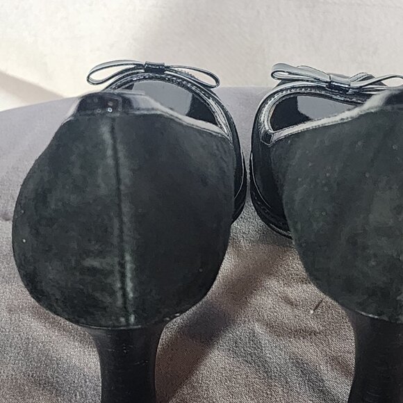 Sofft Black Suede and Patent Leather 3" Peep Toe Bow Detail Dress Pump Size 6.5M - Picture 10 of 16
